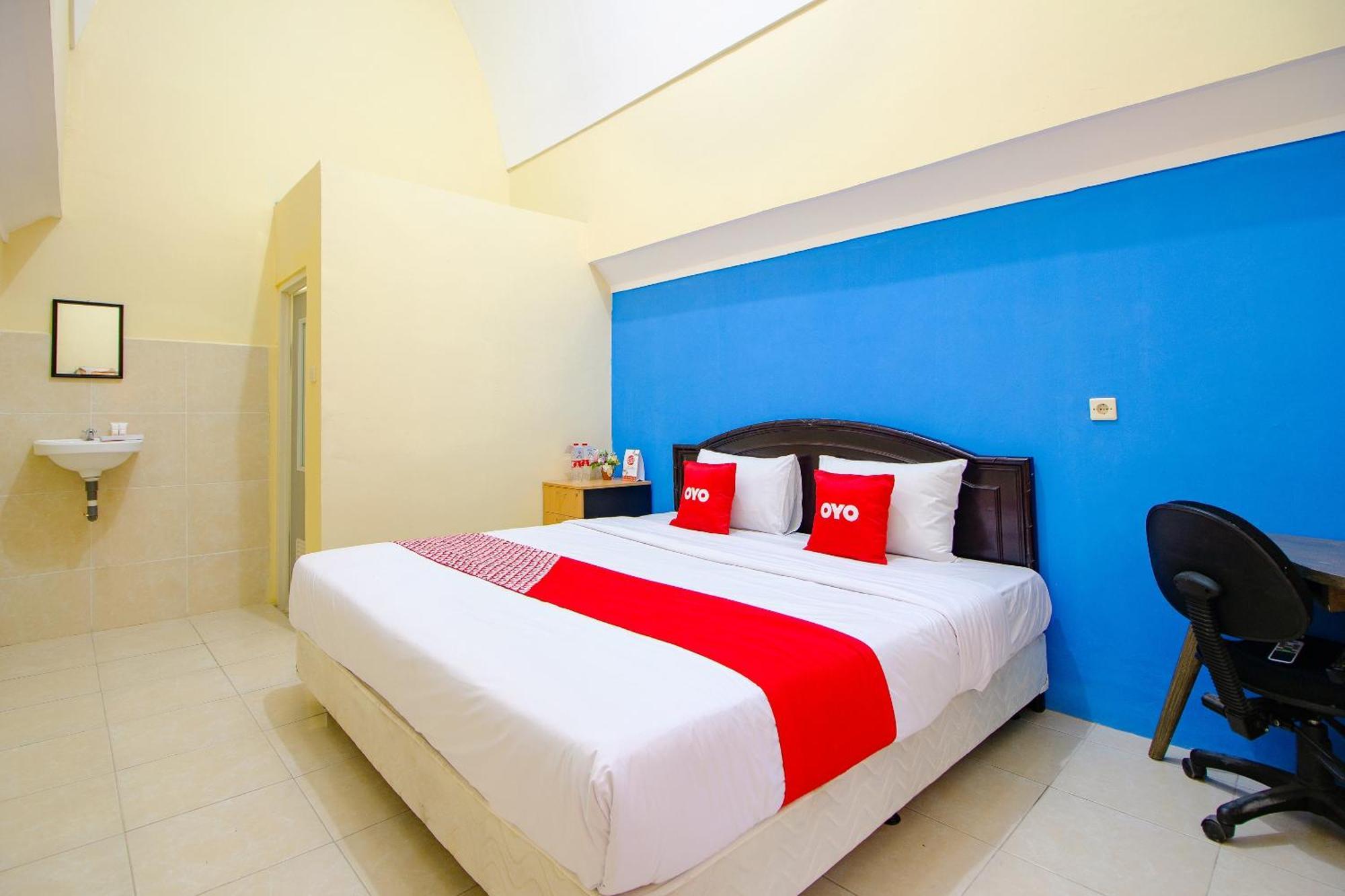 Oyo Life 1643 Grand Monica Ξενοδοχείο Maguwo Εξωτερικό φωτογραφία